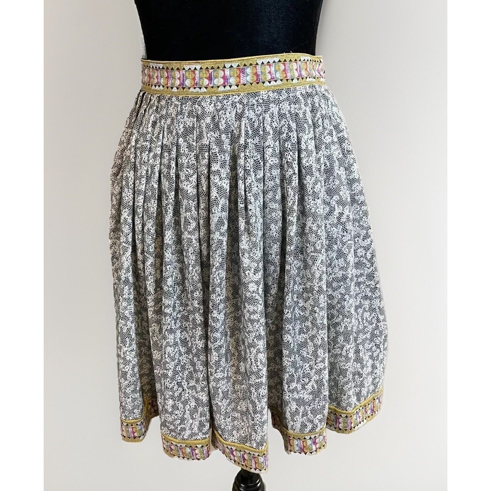 Cache Skirt Sz 4 Black White Lace Pattern Boho Contrast Gold Festival Concert
